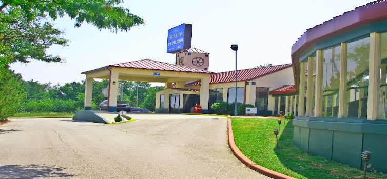 Lincoln Inn Express Hotel And Suites Oklahoma City Luaran gambar